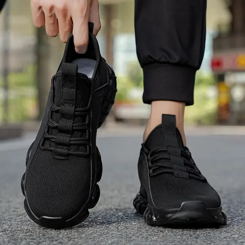 Vanta Series Comfort Sneakers + Free Socks Kit